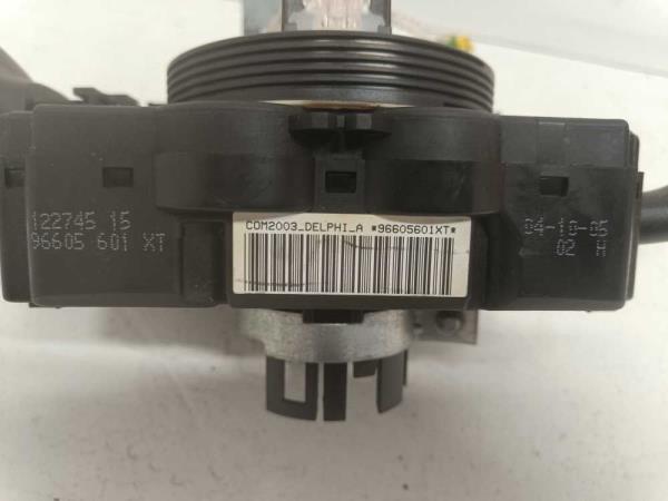 COMMODO CITROEN / PEUGEOT - Vue 3